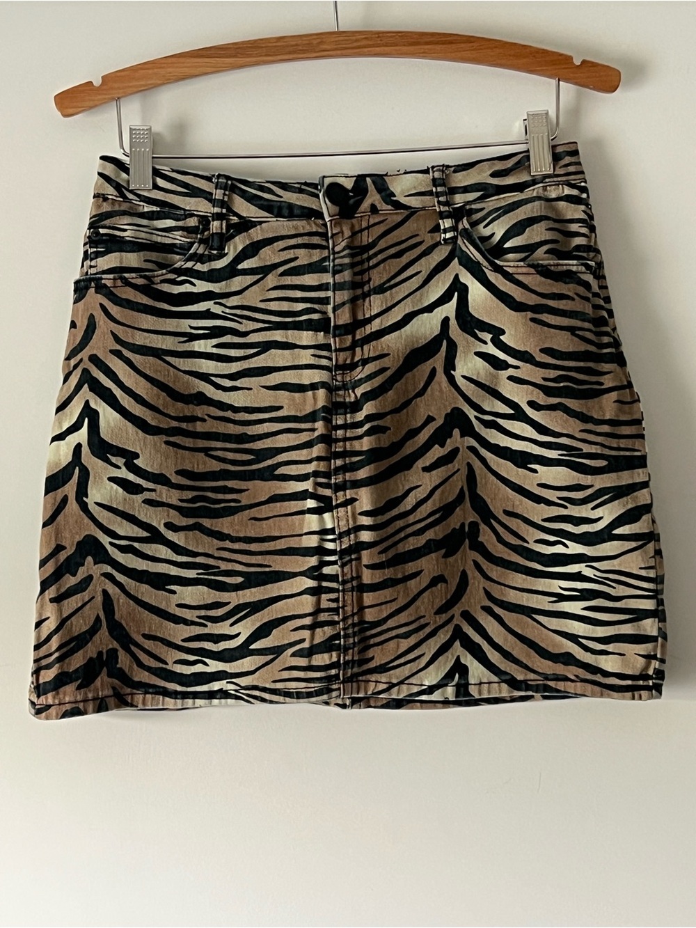 YMI Dream Fit Zebra-Print Mini Skirt in Black & Tan